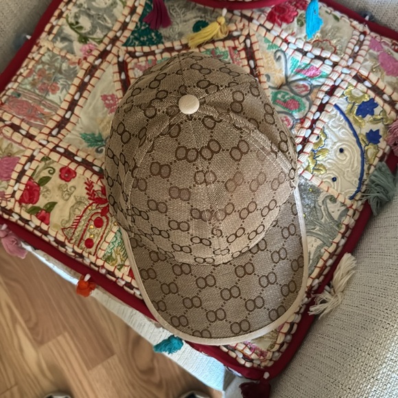 Canvas Adjustable Ball Cap unbranded - Picture 6 of 6